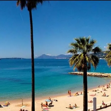 Studio De Charme 100M De La Mer Αντίμπ